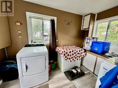 420 100A Avenue, Dawson Creek, BC - Indoor Photo Showing Laundry Room