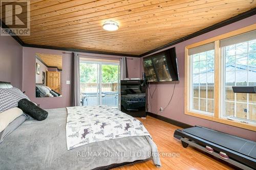 348 River Street W, Tweed, ON - Indoor Photo Showing Bedroom