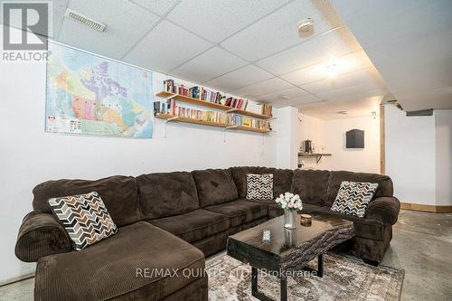 348 River Street W, Tweed, ON - Indoor Photo Showing Living Room