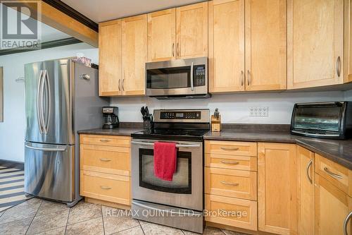 348 River Street W, Tweed, ON - Indoor Photo Showing Kitchen