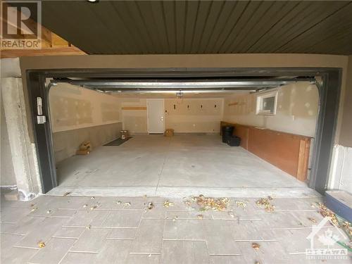 289 Kirchoffer Avenue, Ottawa, ON - Indoor Photo Showing Garage