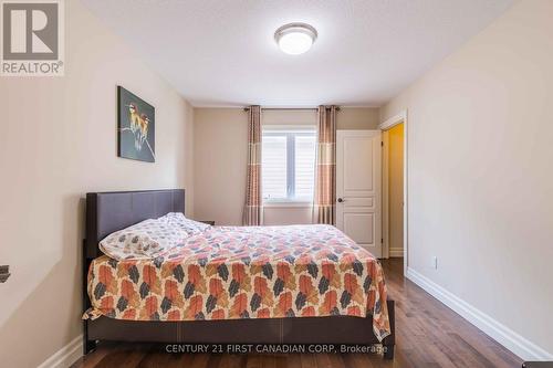 1025 Gleneagle Trail, London, ON - Indoor Photo Showing Bedroom