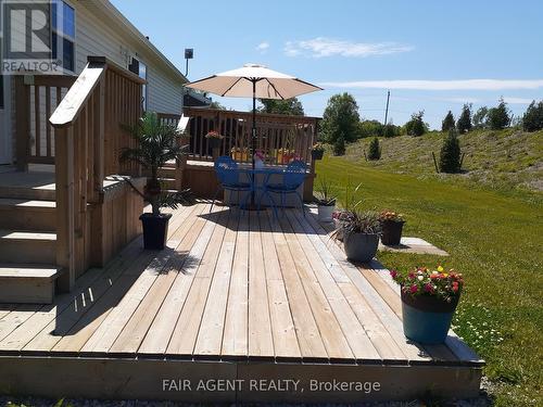 7 Forest Trail, Haldimand (Nanticoke), ON - Outdoor With Deck Patio Veranda