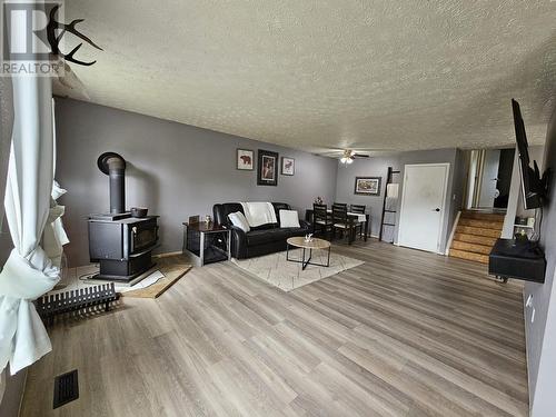 135 Spieker Avenue, Tumbler Ridge, BC - Indoor