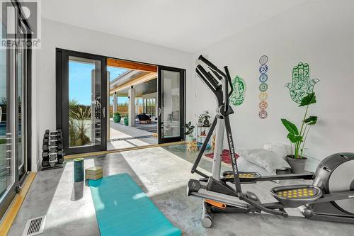 4380 Wallace Hill Road, Kelowna, BC - Indoor Photo Showing Gym Room