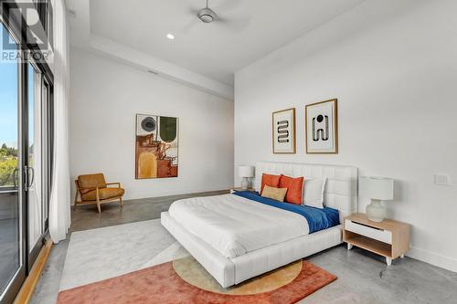 4380 Wallace Hill Road, Kelowna, BC - Indoor Photo Showing Bedroom