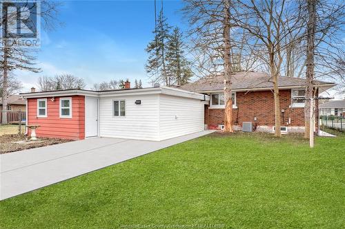 3982 Mount Royal Drive, Windsor, ON - Outdoor
