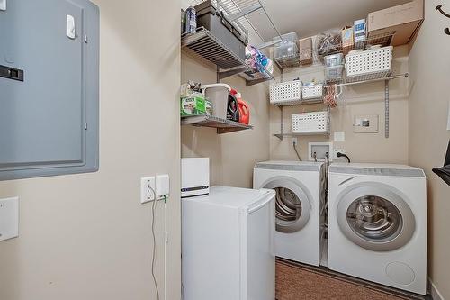 1998 Ironstone Drive|Unit #1110, Burlington, ON - Indoor Photo Showing Laundry Room