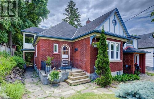 Beautiful century home - 107 Cherry Street, Kitchener, ON - Outdoor