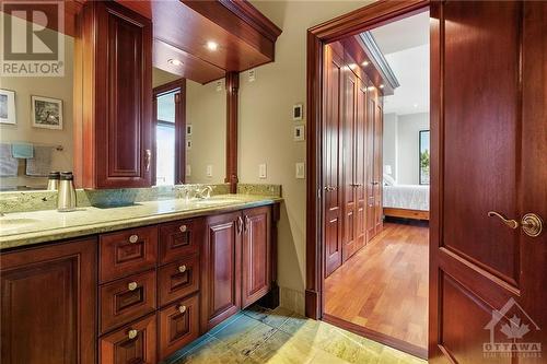 160 George Street Unit#2504, Ottawa, ON - Indoor Photo Showing Bathroom