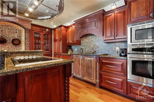 160 George Street Unit#2504, Ottawa, ON - Indoor Photo Showing Kitchen