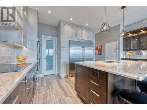 3579 Ranch Road, West Kelowna, BC - Indoor Photo Showing Kitchen With Upgraded Kitchen