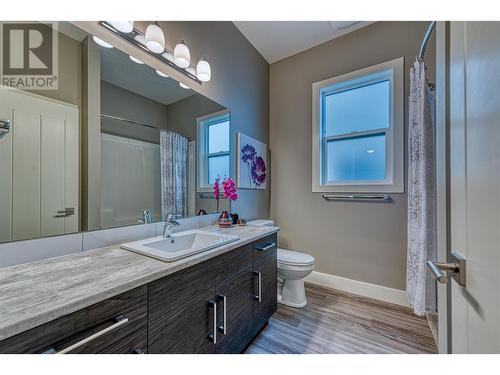 3579 Ranch Road, West Kelowna, BC - Indoor Photo Showing Bathroom