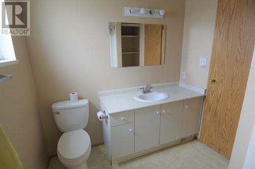8908 81 Street, Fort St. John, BC - Indoor Photo Showing Bathroom