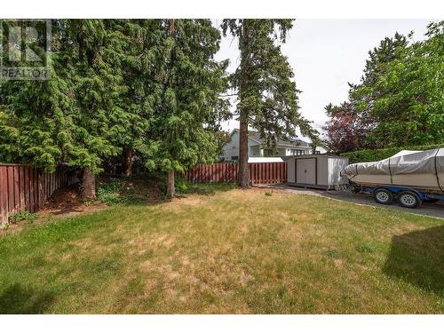 4333 Lakeshore Road, Kelowna, BC - Outdoor