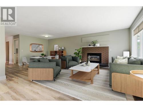 4333 Lakeshore Road, Kelowna, BC - Indoor Photo Showing Living Room With Fireplace