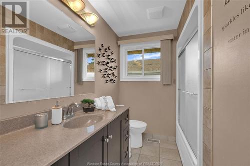 3144 Clemenceau Boulevard, Windsor, ON - Indoor Photo Showing Bathroom