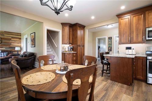 2589 East Quarter Line Road, Norfolk County, ON - Indoor Photo Showing Dining Room