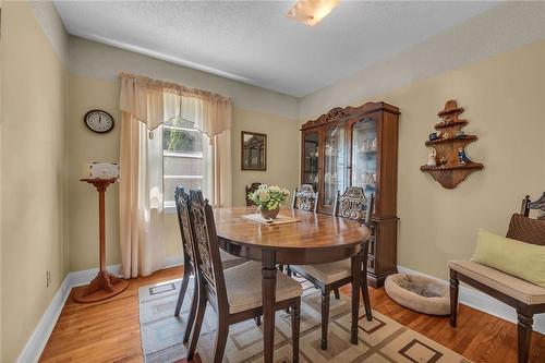 243 Forfar Street W, Caledonia, ON - Indoor Photo Showing Dining Room