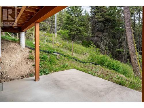 2078 Huckleberry Road, Kelowna, BC - Outdoor