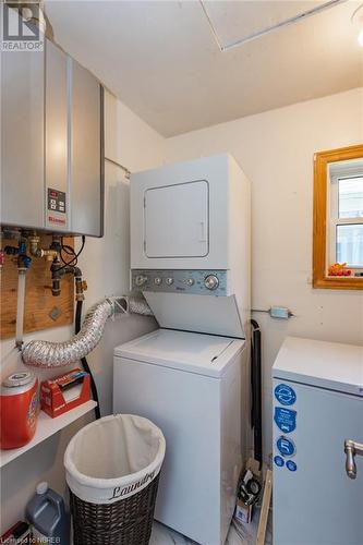 88 Gladstone Avenue, North Bay, ON - Indoor Photo Showing Laundry Room