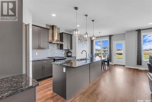 1018 Childers Court, Saskatoon, SK - Indoor Photo Showing Kitchen With Upgraded Kitchen