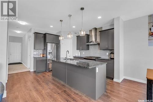 1018 Childers Court, Saskatoon, SK - Indoor Photo Showing Kitchen With Upgraded Kitchen