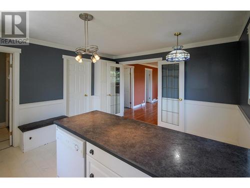 1105 118 Avenue, Dawson Creek, BC - Indoor Photo Showing Kitchen