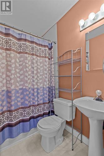 57 Nash Crescent, Mount Pearl, NL - Indoor Photo Showing Bathroom