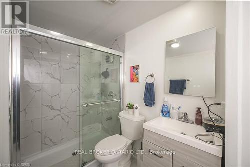 218 - 222 John Street N, Hamilton, ON - Indoor Photo Showing Bathroom