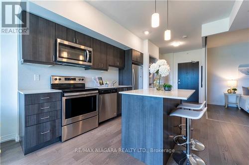 621 - 7711 Green Vista Gate, Niagara Falls, ON - Indoor Photo Showing Kitchen With Stainless Steel Kitchen With Upgraded Kitchen