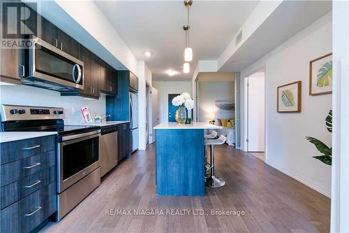 621 - 7711 Green Vista Gate, Niagara Falls, ON - Indoor Photo Showing Kitchen With Stainless Steel Kitchen