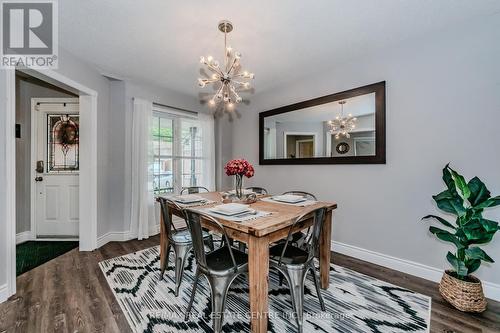 111 Wheatland Drive, Cambridge, ON - Indoor Photo Showing Dining Room