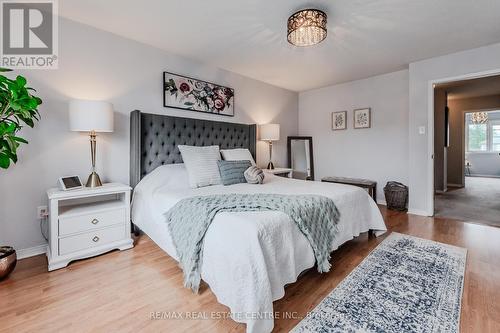 111 Wheatland Drive, Cambridge, ON - Indoor Photo Showing Bedroom