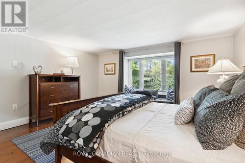 1012 Mill Street, Muskoka Lakes, ON - Indoor Photo Showing Bedroom