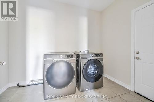214 Mccabe Avenue N, Welland, ON - Indoor Photo Showing Laundry Room