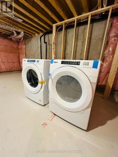 114 Corley Street, Kawartha Lakes, ON - Indoor Photo Showing Laundry Room
