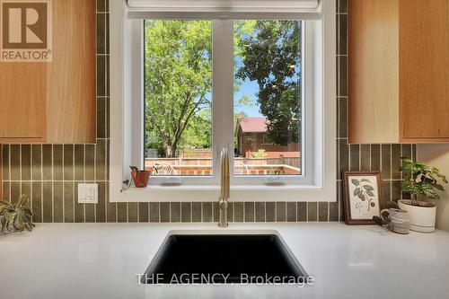 21 North Street, Aylmer (Ay), ON - Indoor Photo Showing Kitchen With Double Sink