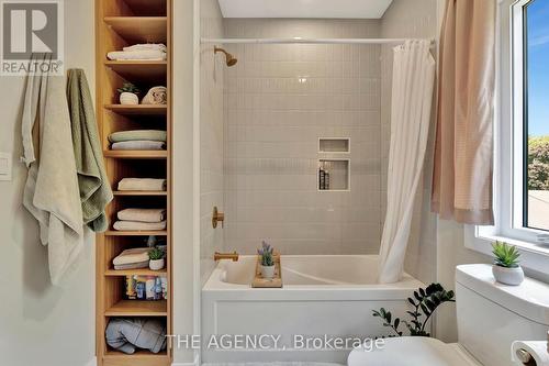 21 North Street, Aylmer, ON - Indoor Photo Showing Bathroom