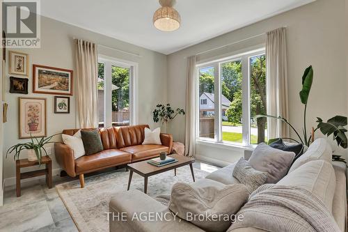 21 North Street, Aylmer (Ay), ON - Indoor Photo Showing Living Room