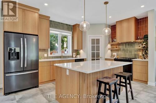 21 North Street, Aylmer (Ay), ON - Indoor Photo Showing Kitchen With Upgraded Kitchen