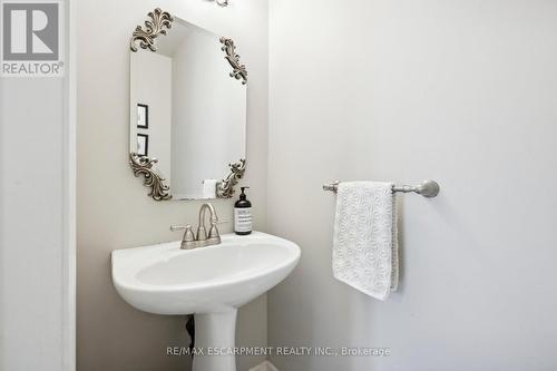 44 - 300 Ravineview Way, Oakville, ON - Indoor Photo Showing Bathroom
