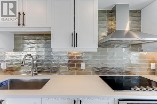 3003 - 3650 Kaneff Crescent, Mississauga, ON - Indoor Photo Showing Kitchen