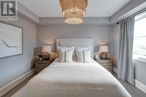 4 - 2071 Ghent Avenue, Burlington, ON - Indoor Photo Showing Bedroom