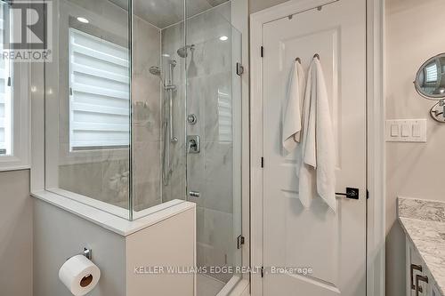 4 - 2071 Ghent Avenue, Burlington, ON - Indoor Photo Showing Bathroom