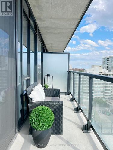 1002 - 86 Dundas Street E, Mississauga, ON - Outdoor With Balcony With Exterior