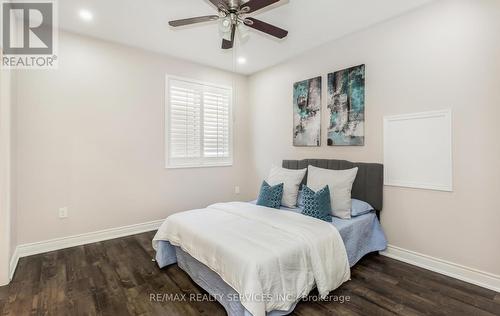 409 Coombs Court, Milton, ON - Indoor Photo Showing Bedroom