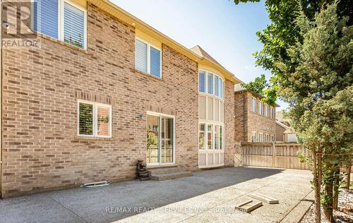 409 Coombs Court, Milton, ON - Outdoor With Exterior