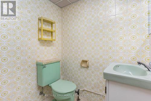 31 Beaucourt Road, Toronto, ON -  Photo Showing Bathroom