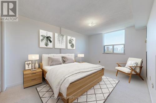 605 - 355 Rathburn Road E, Mississauga, ON - Indoor Photo Showing Bedroom